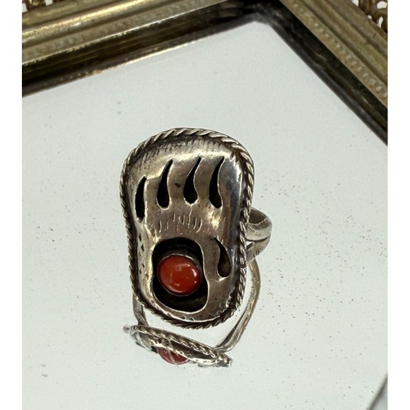 Native American Jewelry - Vintage NAVAJO Bear Paw RED CORAL Shadowbox Sterling Silver RING size 5.25 Foot